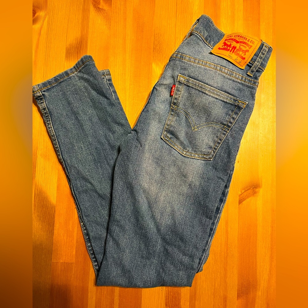LEVI Womens skinny Jeans 🤎 Size 27 x 27
